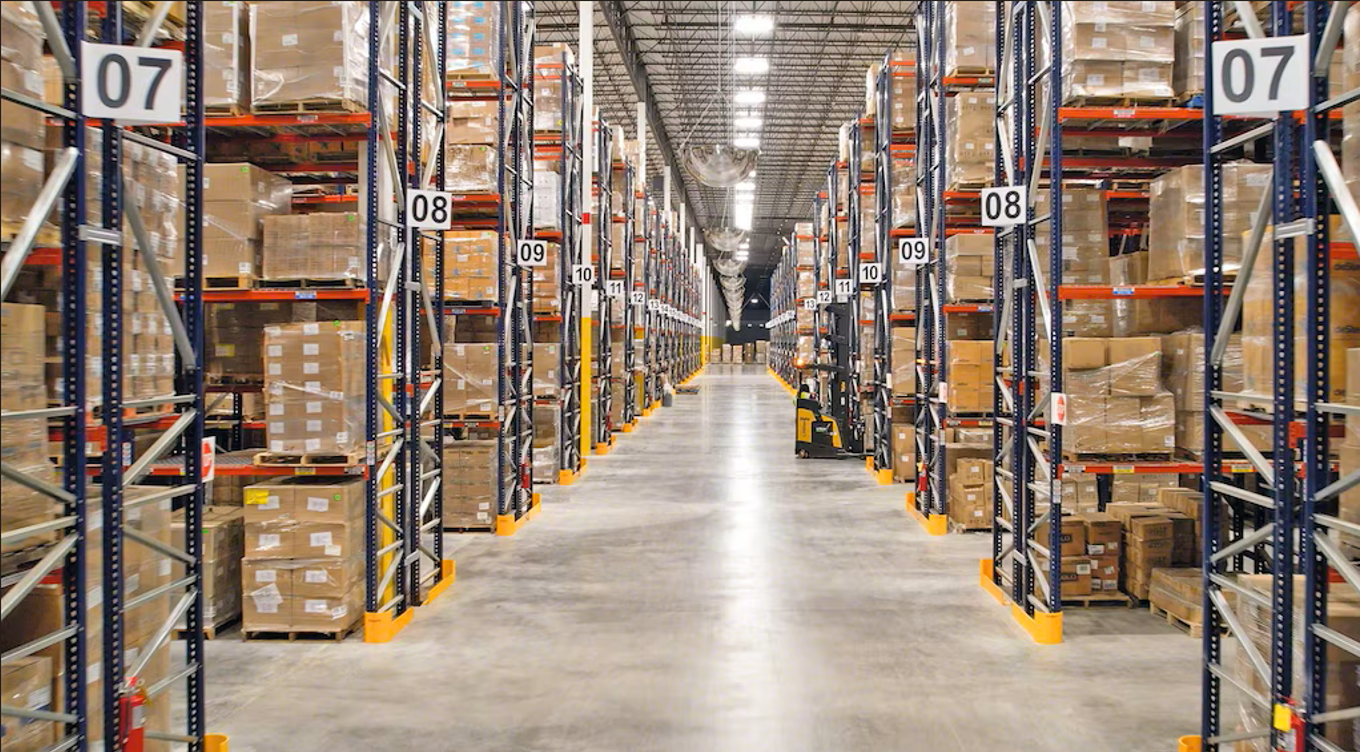 Difference Between Slotted Angle Racks and Pallet Racks