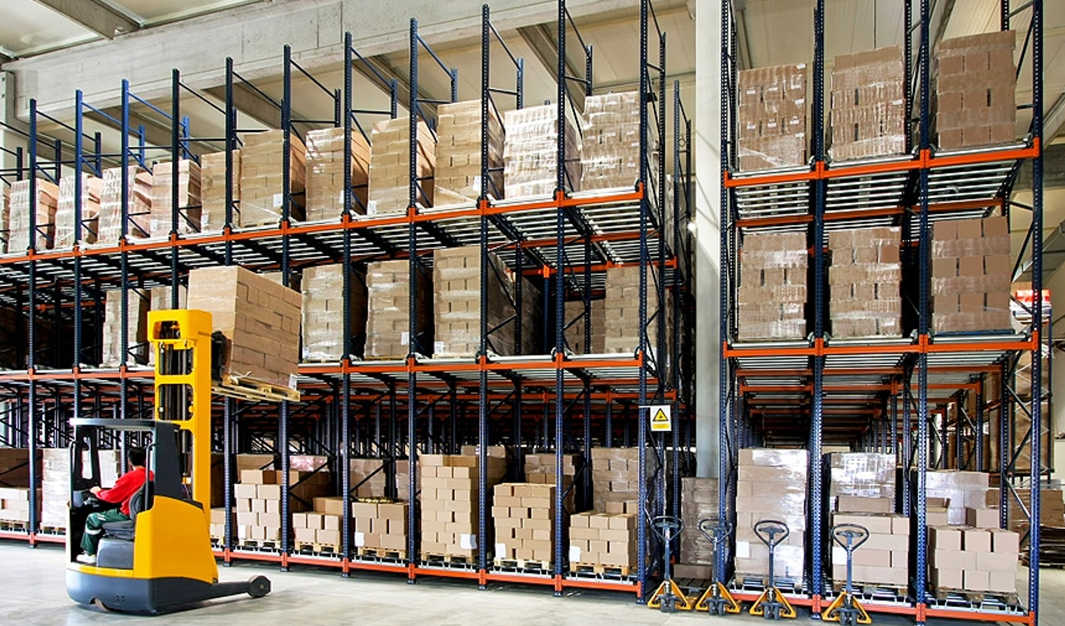 Key Factors That Influence the Price of an Industrial Rack